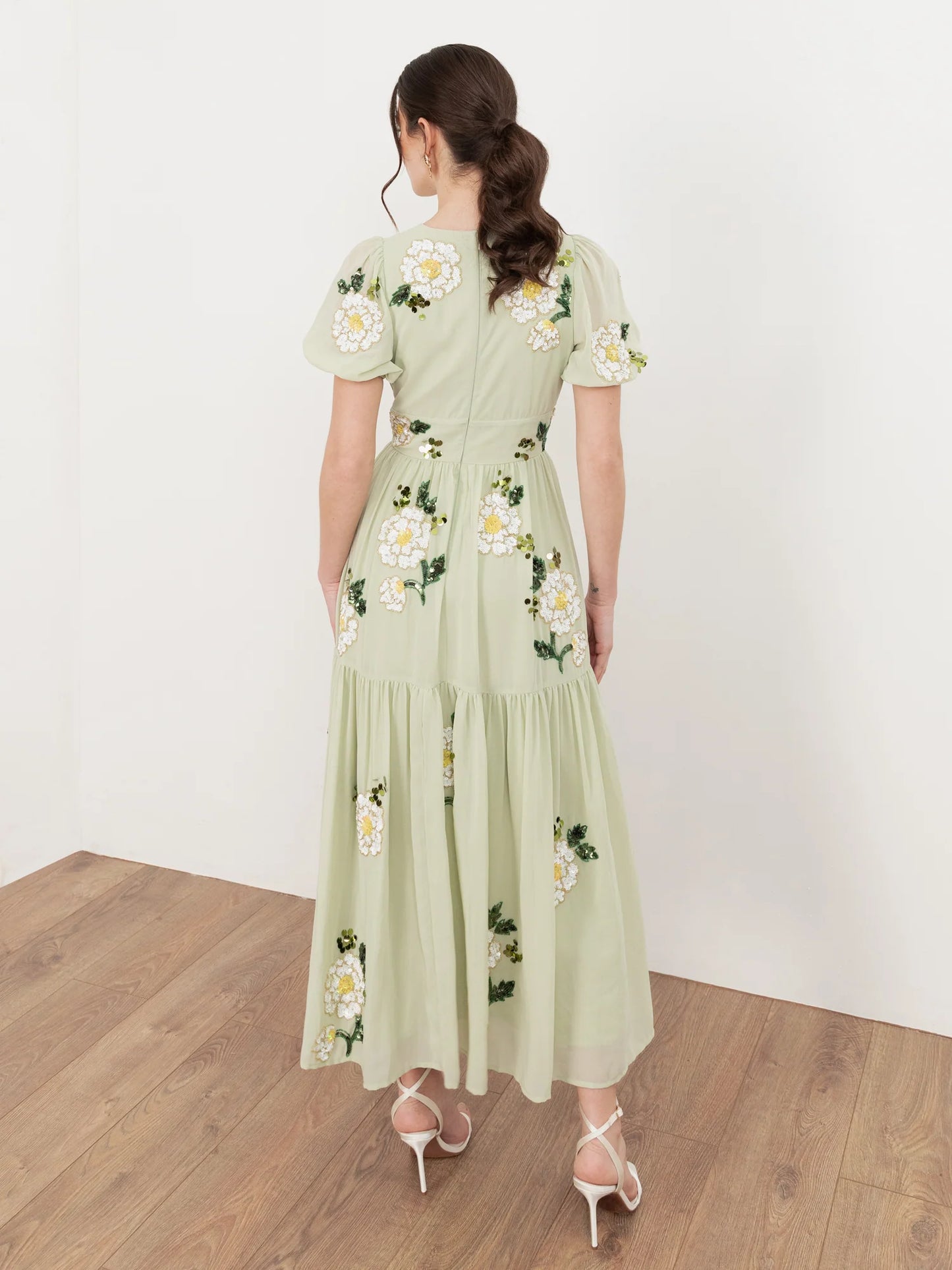 Elegant Short Puff Sleeve Keyhole Neck 3D Floral Beaded Embellished High Slit Tiered Chiffon Maxi Prom Dress For Formal Evening Gala Wedding Guest Bridesmaid