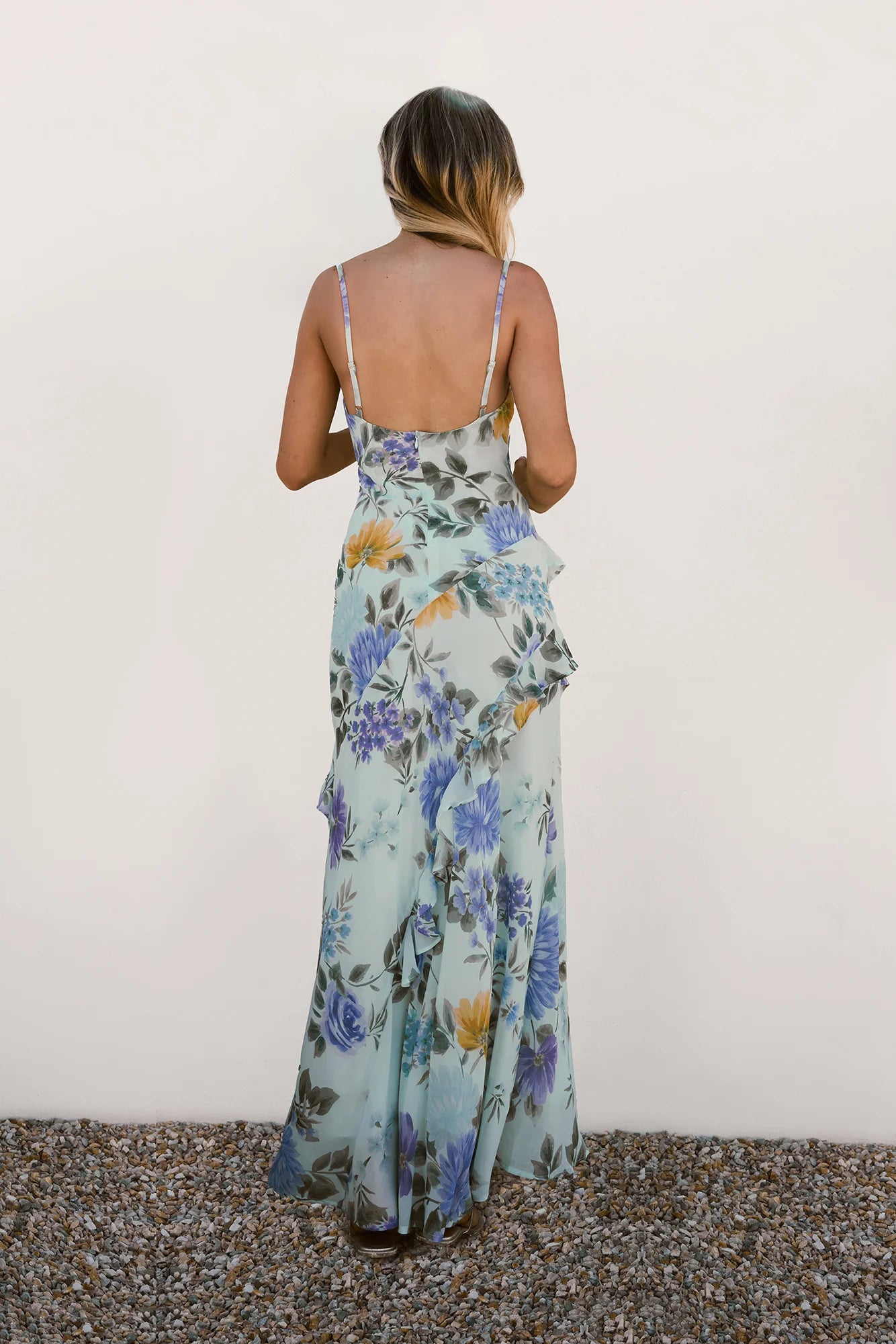 Elegant Sleeveless Cowl Neck Backless Floral Print Ruffle Detail Chiffon Maxi Dress For Bridal Shower Wedding Guest Brunch Date Night