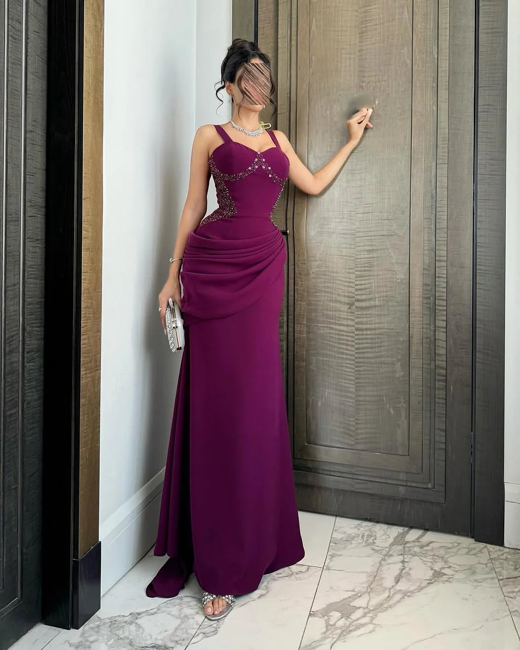 Elegant Sleeveless Sweetheart Beaded Detail Draped Waist Satin Bodycon Maxi Prom Dress With Scallop Train For Formal Evening Wedding Guest