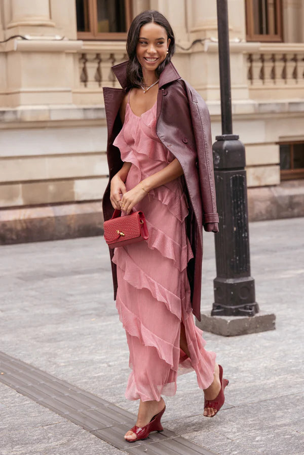 Elegant Spaghetti Strap Asymmetrical Ruffle Detail Plisse Maxi Prom Dress For Formal Evening Wedding Guest Bridesmaid Cocktail Party