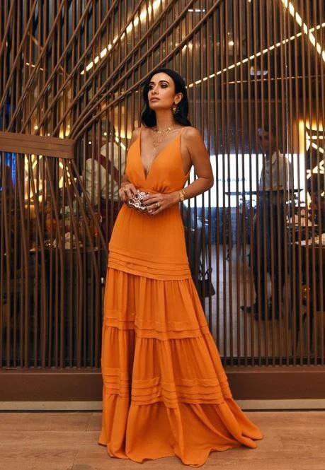 Elegant Spaghetti Strap Deep V Neck Tiered Ruffle Maxi Evening Dress