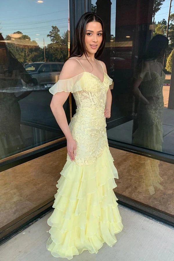 Elegant Spaghetti Strap Off The Shoulder Ruffle Sleeve Lace Applique Tiered Ruffle Mermaid Maxi Prom Dress For Formal Evening Wedding Guest