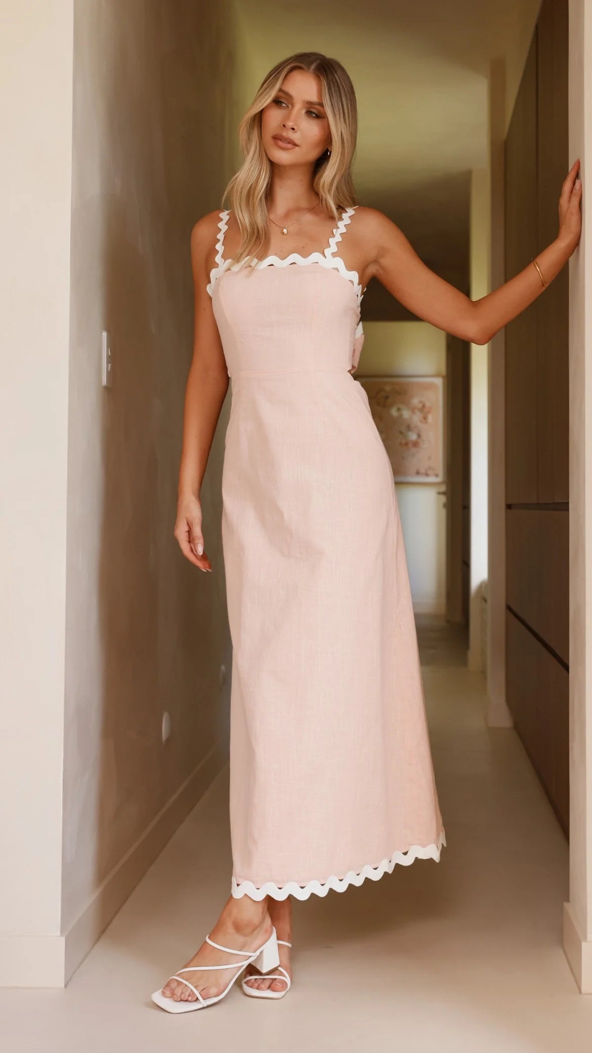 Elegant Spaghetti Strap Ricrac Trim Open Back Bow Tie Linen Blend Maxi Prom Dress For Formal Evening Wedding Guest Bridesmaid Cocktail Party