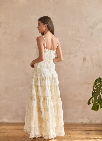 Elegant Spaghetti Strap Square Neck Eyelet Embroidery Tiered Ruffle Maxi Prom Dress For Formal Evening Wedding Guest