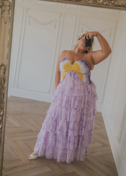 Elegant Spaghetti Strap Sweetheart Neck Open Back Beaded Butterfly Detail Floral Print Tiered Tulle Maxi Evening Dress For Formal Evening Prom Wedding Guest Bridesmaid Cocktail Party Gala