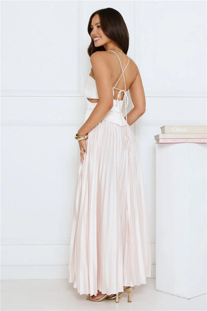 Elegant Spaghetti Strap Sweetheart Neck Open Back Cross Strap Cut Out Detail Pleated Satin Maxi Evening Dress For Formal Evening Prom Wedding Guest Bridesmaid Cocktail Party Gala