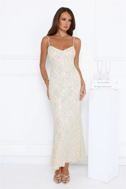 Elegant Spaghetti Strap V Neckline 3D Floral Sequin Embellished Mermaid Maxi Evening Dress For Formal Evening Prom Wedding Guest Bridesmaid Cocktail Party Gala