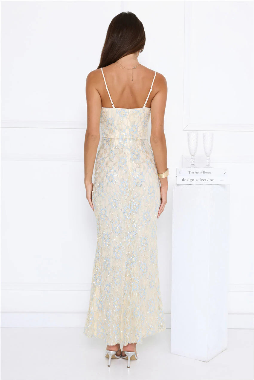 Elegant Spaghetti Strap V Neckline 3D Floral Sequin Embellished Mermaid Maxi Evening Dress For Formal Evening Prom Wedding Guest Bridesmaid Cocktail Party Gala