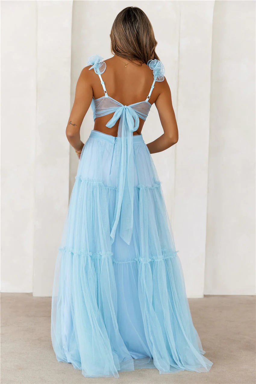 Elegant Spaghetti Strap V Neckline 3D Ruffle Flower Detail Cutout Waist Open Back Tie Tiered Ruffle Tulle A Line Maxi Evening Dress For Formal Evening Prom Wedding Guest Bridesmaid Beach Wedding Gala