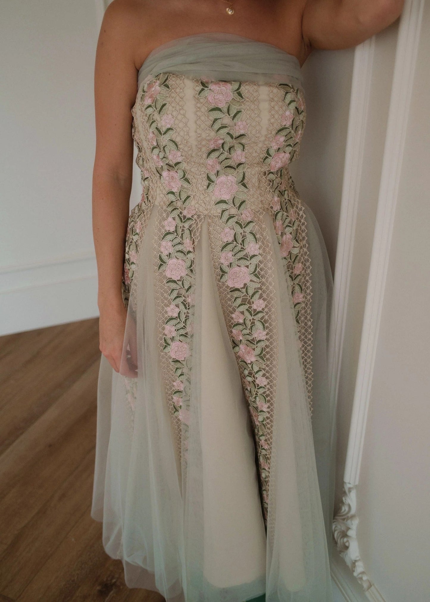 Elegant Square Neck Puff Sleeve Bow Detail 3D Floral Embroidery Tulle A Line Midi Evening Dress For Formal Evening Prom Wedding Guest Bridesmaid Cocktail Party Gala
