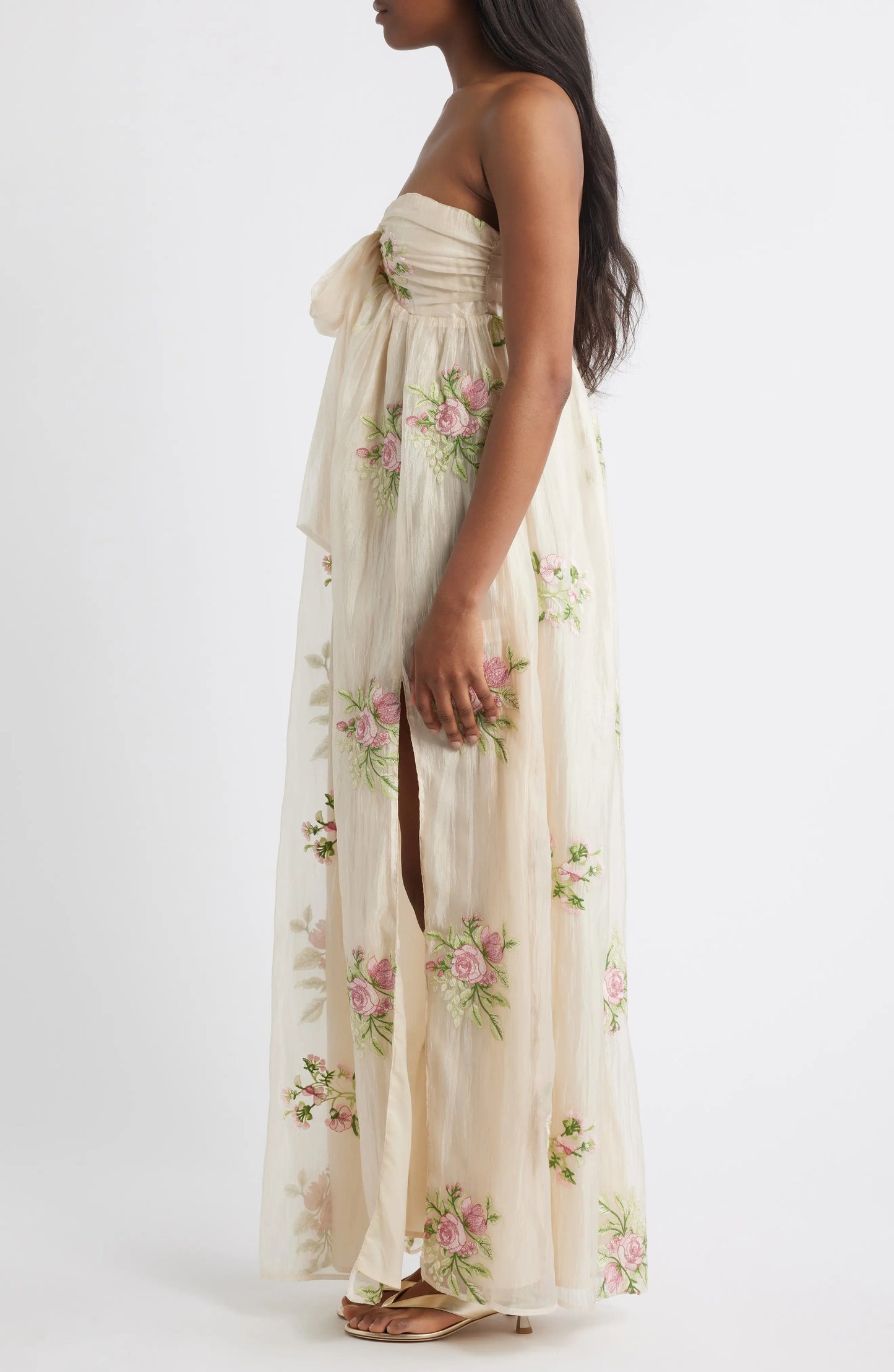 Elegant Strapless Floral Embroidered Bow Detail Chiffon Maxi Prom Dress With High Slit For Formal Evening Wedding Guest