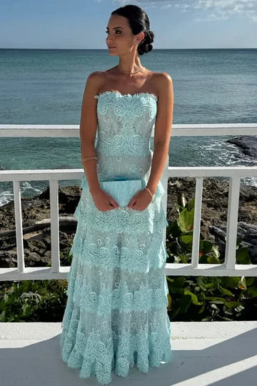 Elegant Strapless Scalloped Edge Bodice 3D Floral Lace Appliqué Tiered Ruffle A Line Tulle Evening Dress For Formal Evening Prom Wedding Guest Bridesmaid Beach Wedding Gala