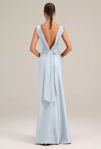 Elegant A-Line Bateau Sleeveless Backless Pleated Blue Maxi Bridesmaid Dress Women
