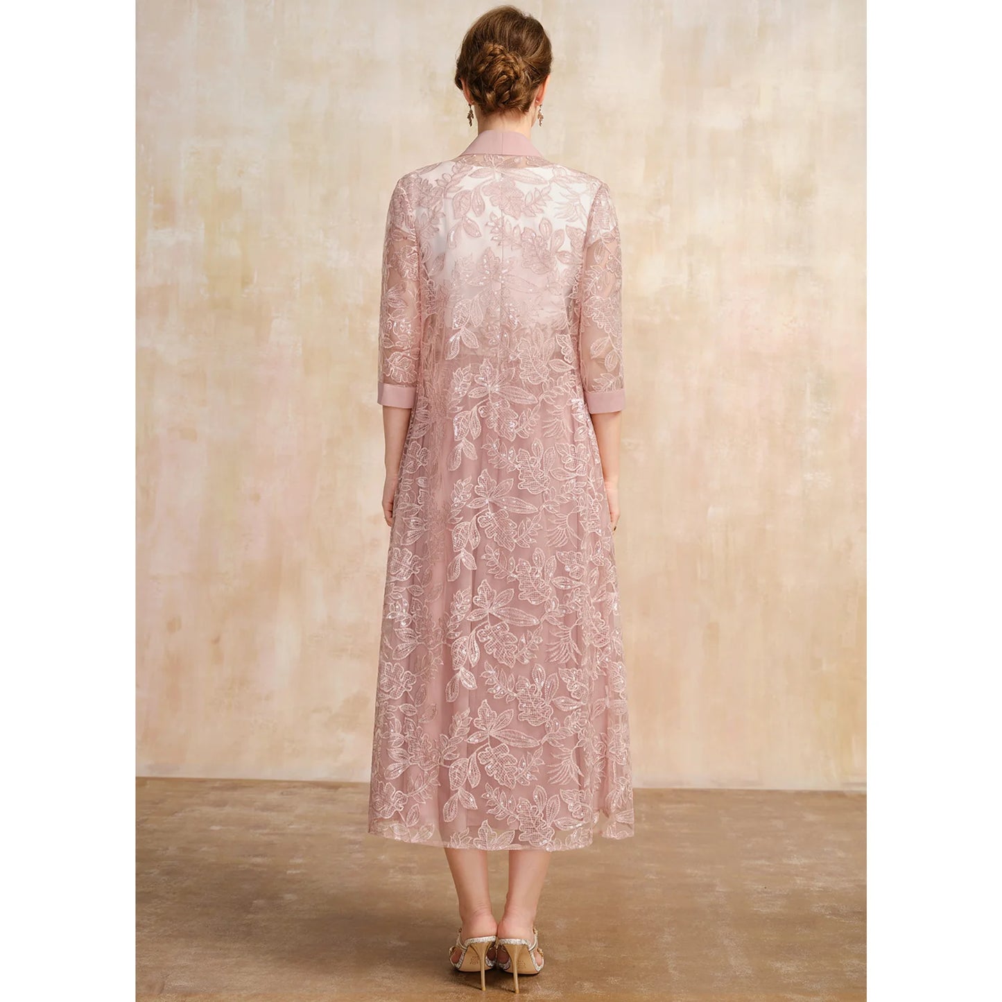 Elegant A-Line Boat Neck Short Sleeve Lace Dusty Pink Midi Mother of the Bride Dress