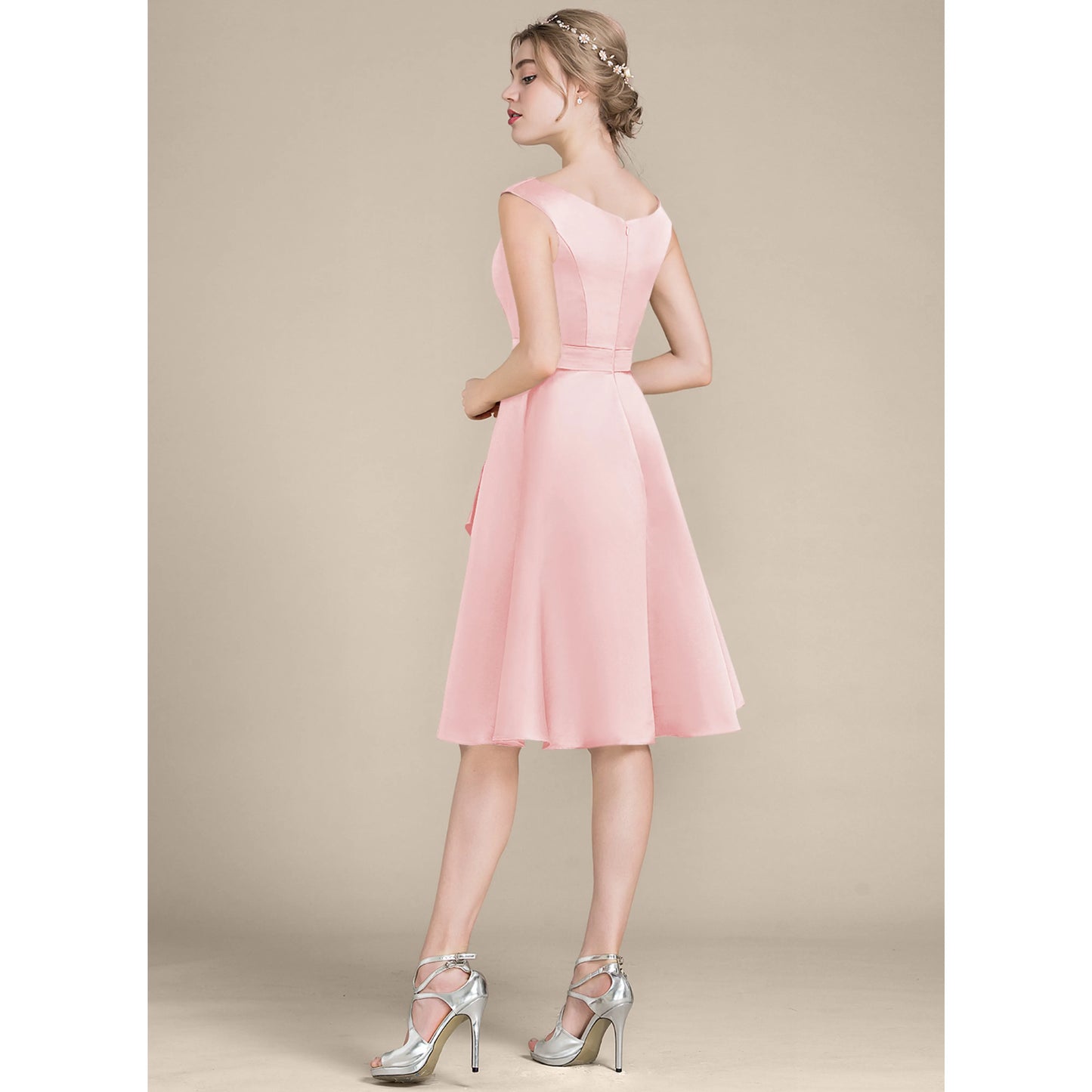 Elegant A-Line Boat Neck Sleeveless Charming Pink Knee-Length Homecoming Dress for Women