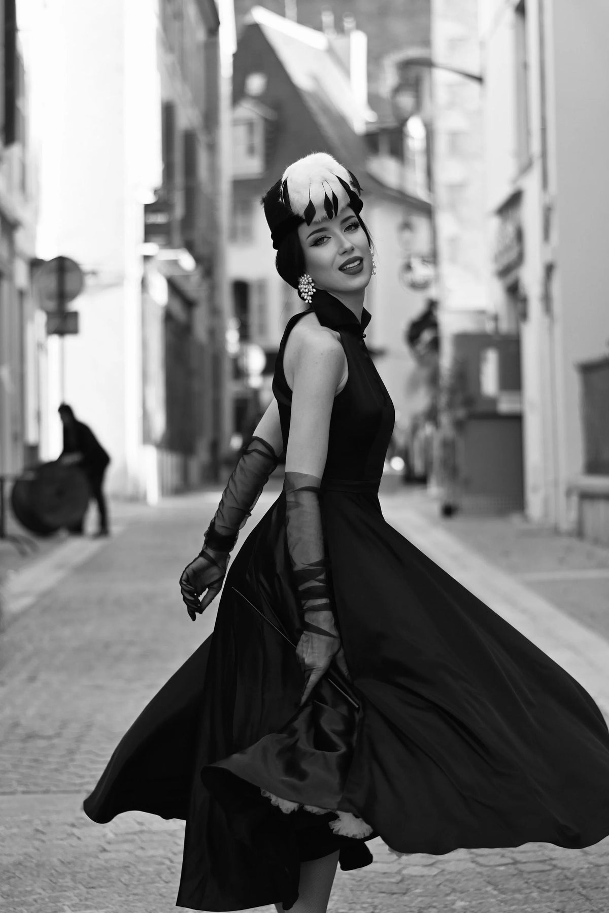 Elegant A-Line Halter Sleeveless Retro Chic Black Midi Prom Dresses for Women