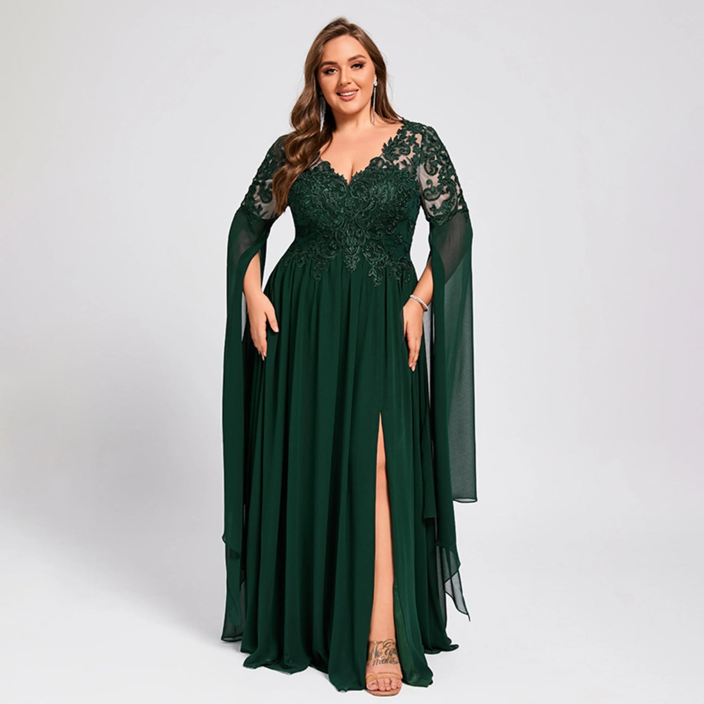 Elegant A-Line Long Sleeve Embroidered Emerald Mother of the Bride Gown
