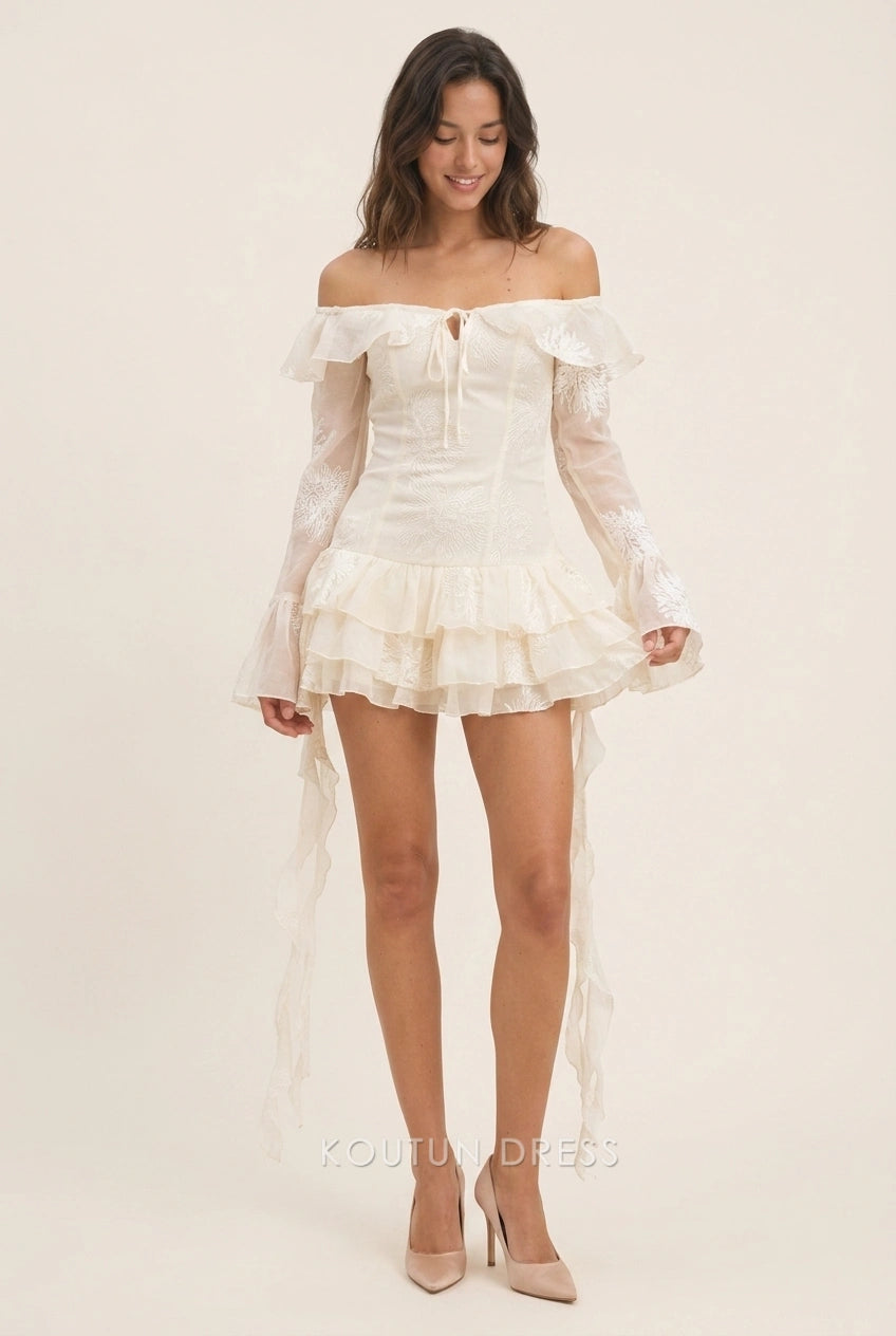 Elegant A-Line Off-Shoulder Long Sleeve Ruffled Lace Cream Short Homecoming Dresses