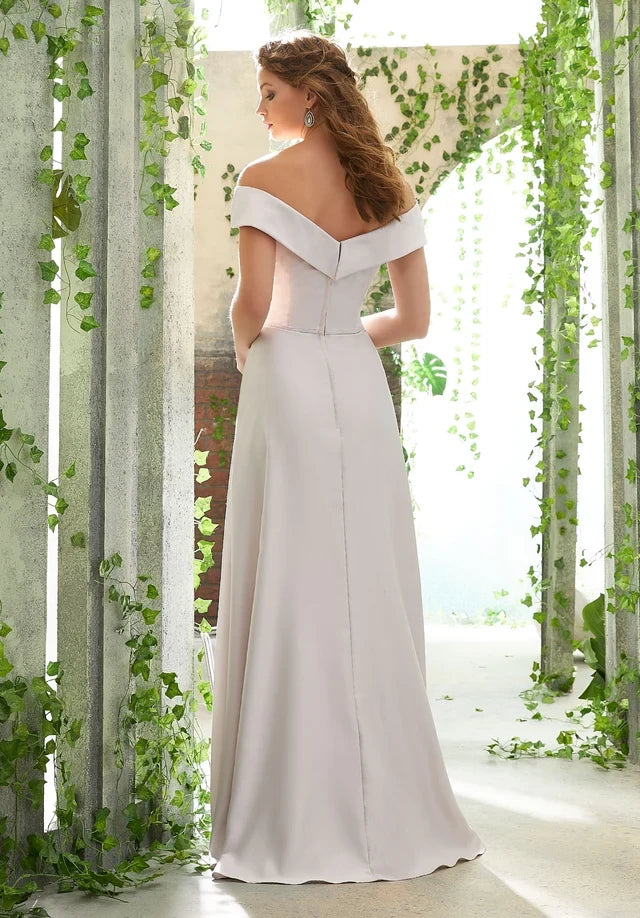 Elegant A-Line Off-Shoulder Sleeveless Folded Silver Floor-Length Bridesmaid Dress Women Gown