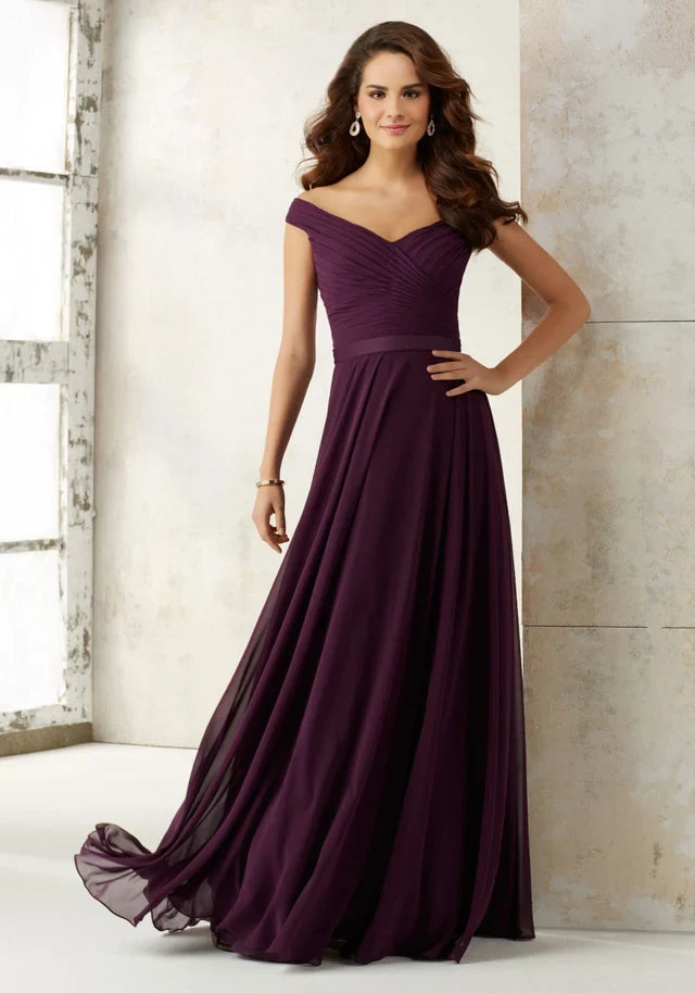 Elegant A-Line Off-Shoulder Sleeveless Ruched Pleated Plum Floor-Length Bridesmaid Dress Women