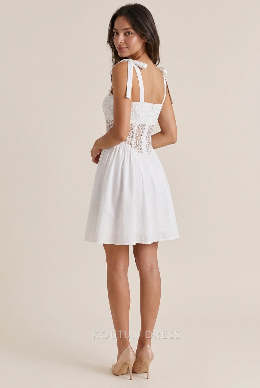 Elegant A-Line Square Neck Lace Bodice Tie-Shoulder White Short Homecoming Dresses