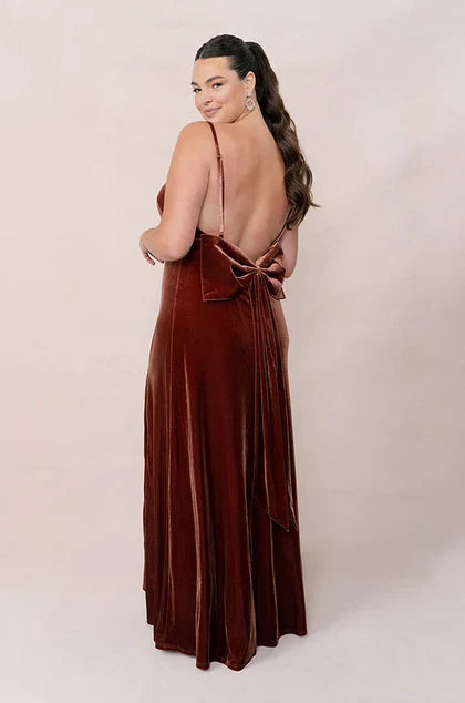 Elegant A-Line Square Neck Sleeveless Backless Bow Terracotta Floor Bridesmaid Gown