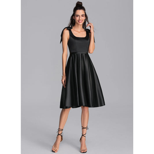 Elegant A-Line Square Neck Sleeveless Chic Black Knee-Length Homecoming Dress For Women