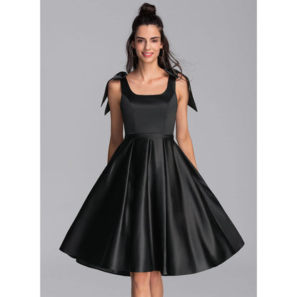 Elegant A-Line Square Neck Sleeveless Chic Black Knee-Length Homecoming Dress For Women