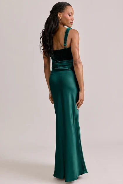 Elegant A-Line Square Neck Sleeveless Emerald Floor-Length Bridesmaid Gown