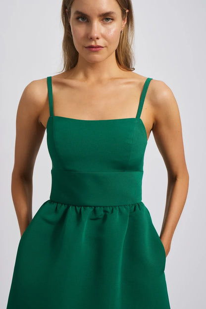 Elegant A-Line Square Neck Sleeveless Pleated Emerald Green Floor-Length Bridesmaid Gown