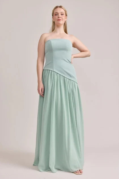 Elegant A-Line Strapless Chic Flowy Sage Green Floor-Length Bridesmaid Gown