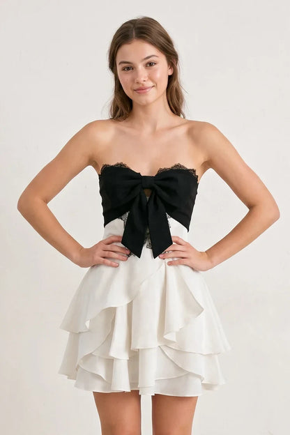Elegant A-Line Strapless Ruffled Bow Black White Short Homecoming Dress