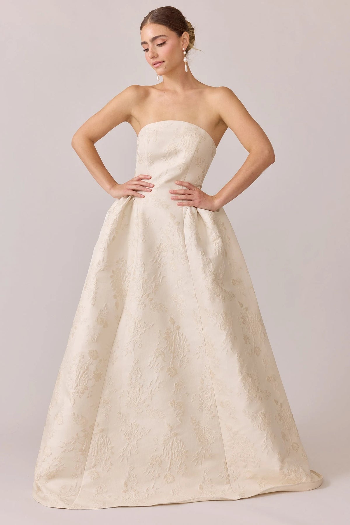 Elegant A-Line Strapless Sleeveless Jacquard Champagne Floor-Length Prom Dresses