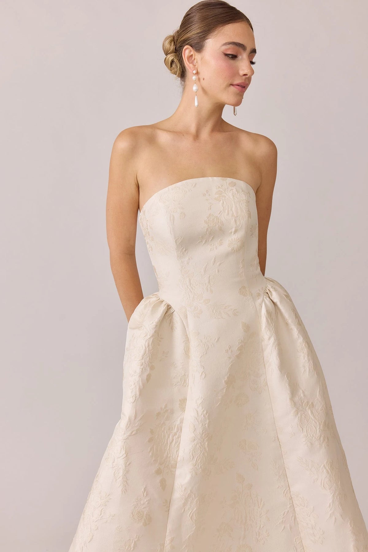 Elegant A-Line Strapless Sleeveless Jacquard Champagne Floor-Length Prom Dresses
