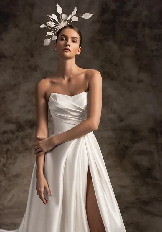 Elegant A-Line Strapless Sleeveless Pleated Slit Ivory Long Wedding Dresses Women