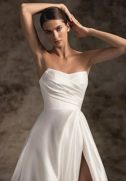 Elegant A-Line Strapless Sleeveless Pleated Slit Ivory Long Wedding Dresses Women
