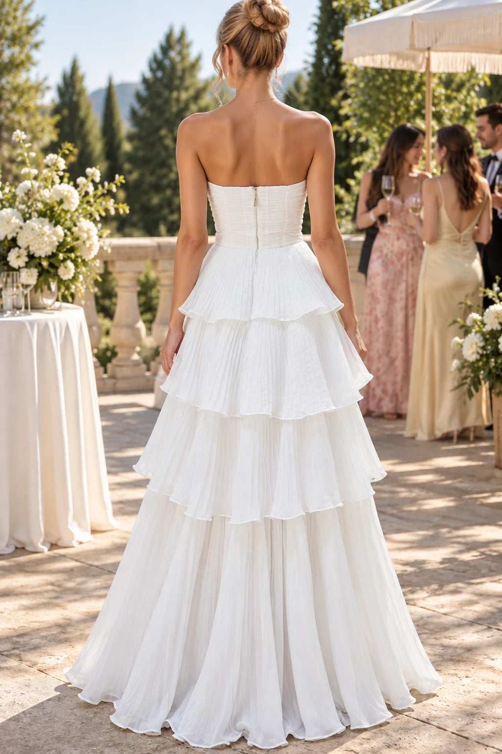 Elegant A-Line Strapless Sleeveless Pleated Tiered White Long Prom Dresses Women Gown