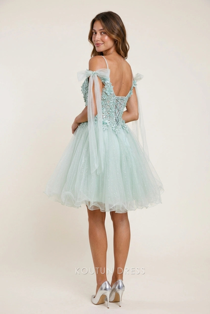 Elegant A-Line Sweetheart Floral Glitter Mint Short Homecoming Dresses