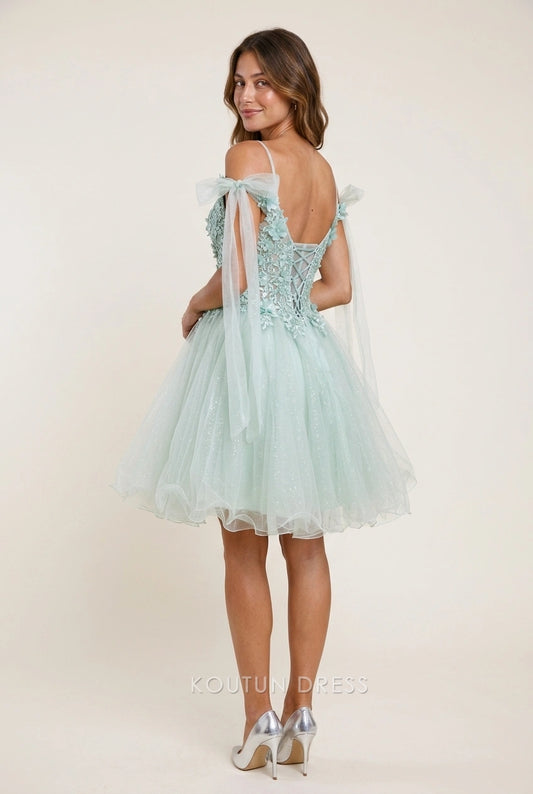 Elegant A-Line Sweetheart Floral Glitter Mint Short Homecoming Dresses