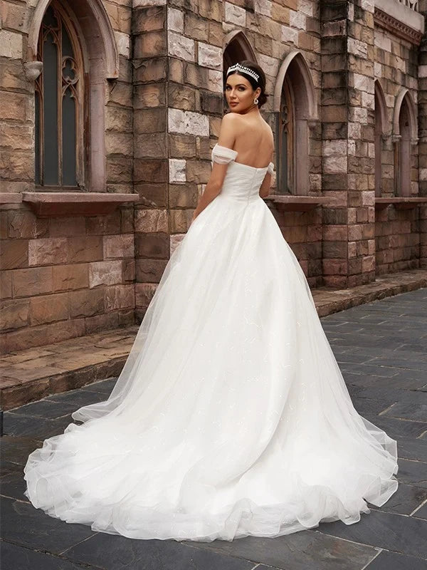 Elegant A-Line Sweetheart Off-Shoulder Princess Flowy Ivory White Floor-Length Wedding Dresses for Bride