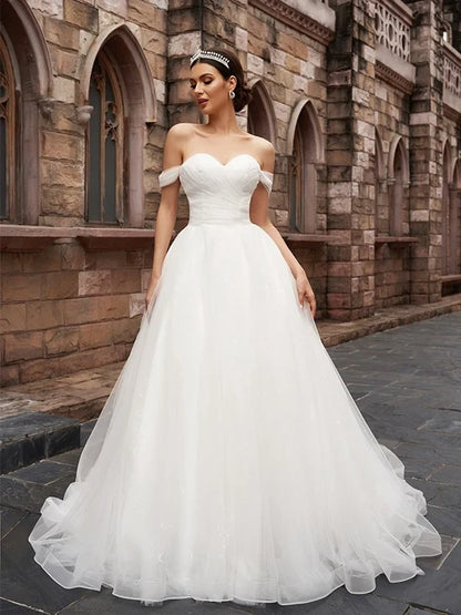 Elegant A-Line Sweetheart Off-Shoulder Princess Flowy Ivory White Floor-Length Wedding Dresses for Bride