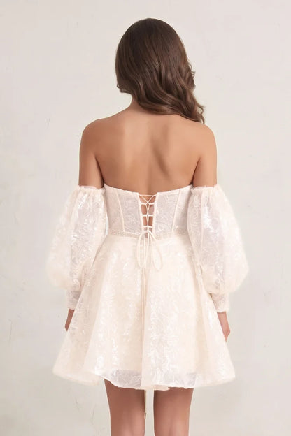 Elegant A-Line Sweetheart Puffy Sleeves Sequin Champagne Short Homecoming Dress