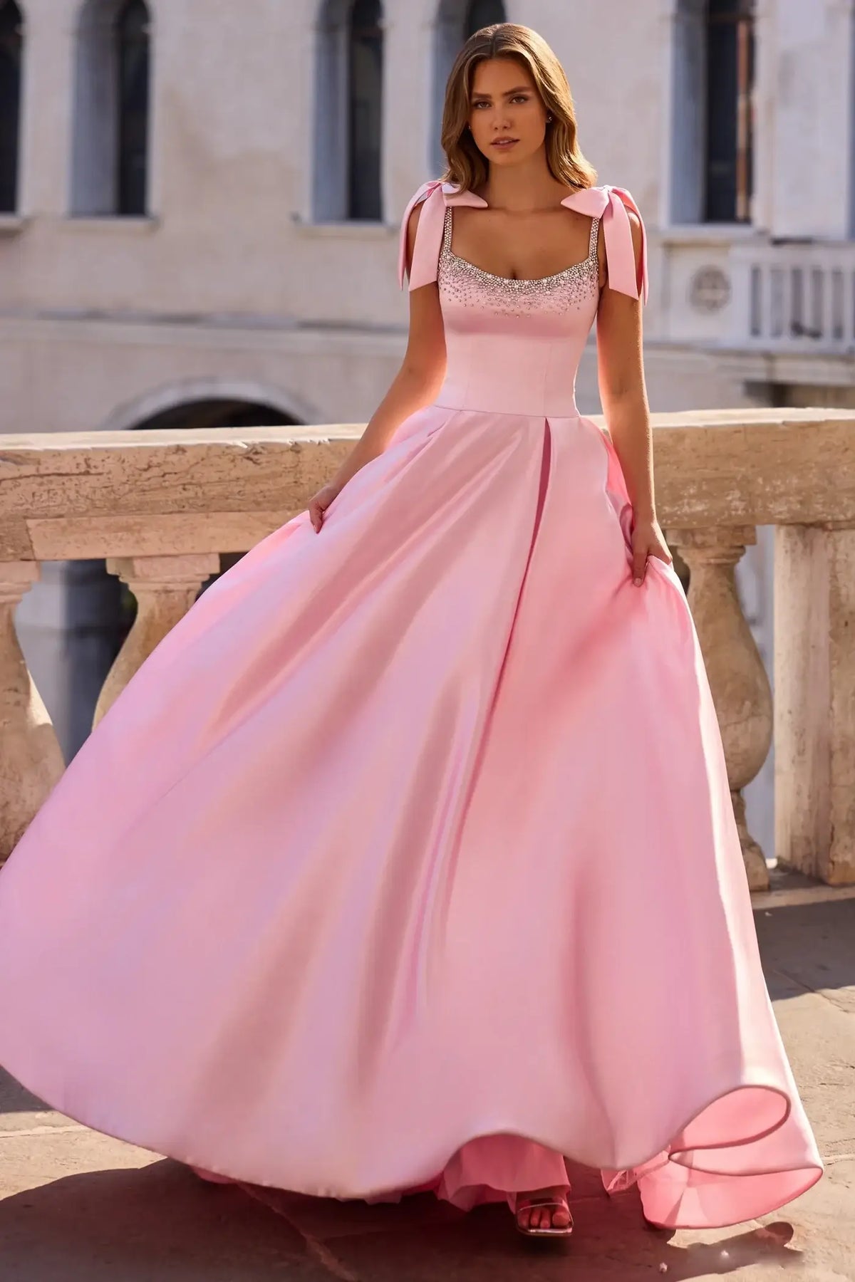 Elegant A-Line Sweetheart Sleeveless Beaded Flowy Pink Floor-Length Prom Dresses Women's Gown