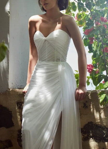 Elegant A-Line Sweetheart Sleeveless Draped Ruched White Floor-Length Wedding Dresses Bridal Gown