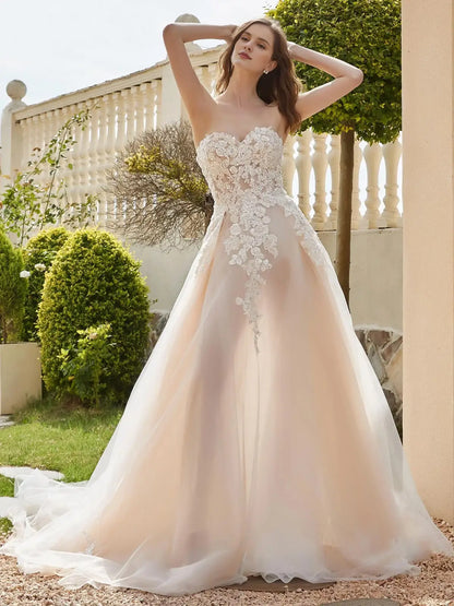 Elegant A-Line Sweetheart Sleeveless Floral Lace Light Nude Long Wedding Dress Bridal Gown