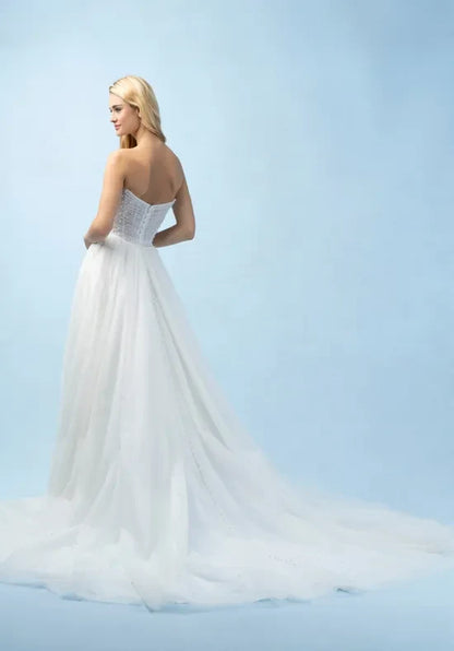 Elegant A-Line Sweetheart Sleeveless Pearl Slit White Long Wedding Dresses Bridal Gown