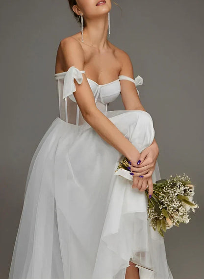 Elegant A-Line Sweetheart Sleeveless Romantic White Midi Wedding Dresses for Brides