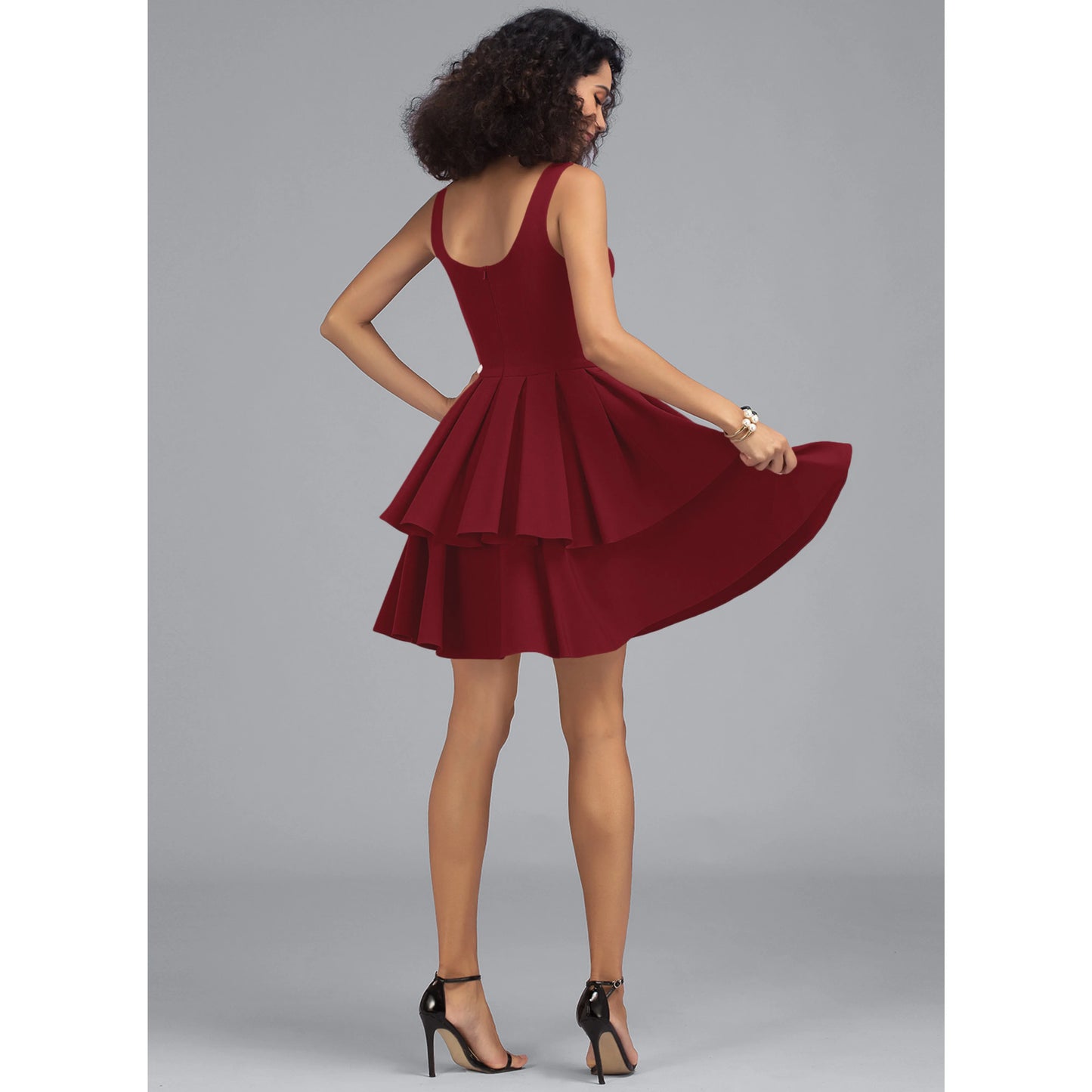 Elegant A-Line Sweetheart Sleeveless Tiered Burgundy Short Homecoming Dress