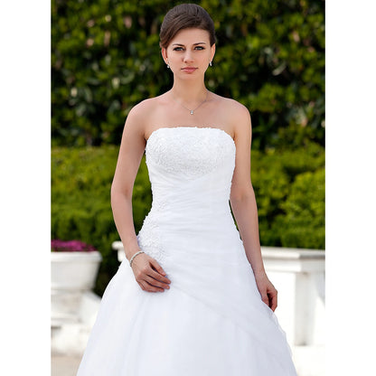 Elegant A-Line Sweetheart Strapless Beaded Lace White Floor-Length Wedding Dresses Gown