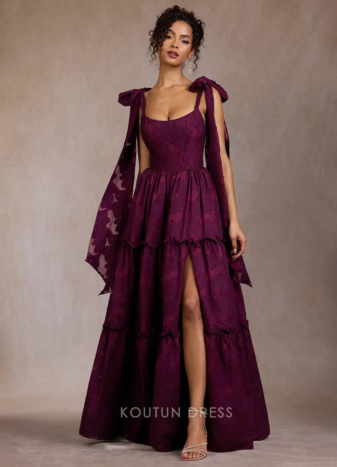 Elegant A-Line Sweetheart Tiered High-Slit Deep Plum Floor-Length Prom Dresses